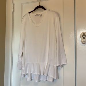 Isaac Mizrahi V-Neck Knit Top Ruffle Hem White M